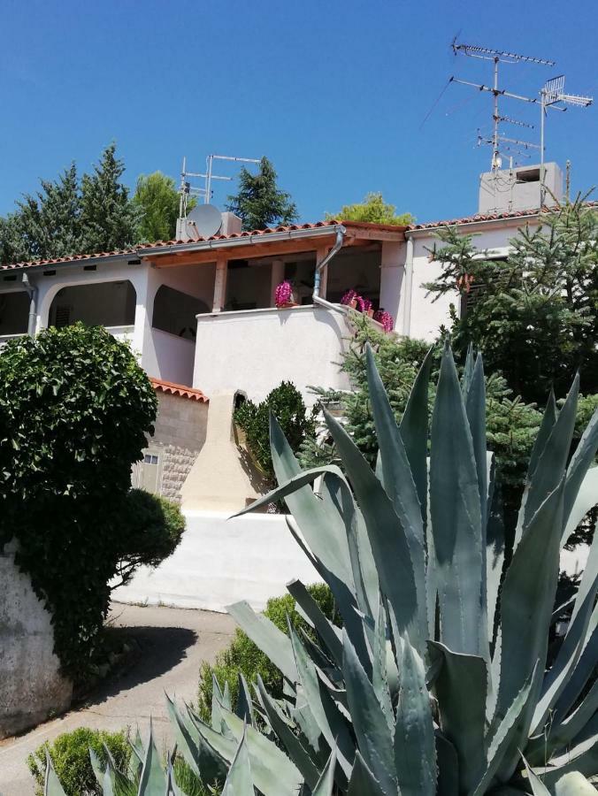 Apartment Enis Barbariga Εξωτερικό φωτογραφία